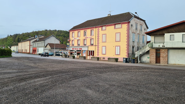 photo de Restaurant - Aux Amis de la Route à Pouxeux à Pouxeux