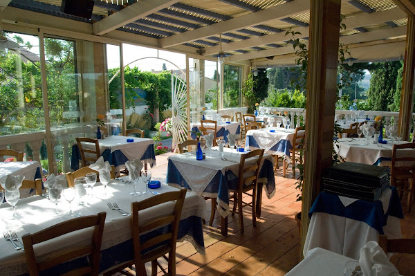 photo de Restaurant Grec Le Bouzouki à Villeneuve-lès-Avignon