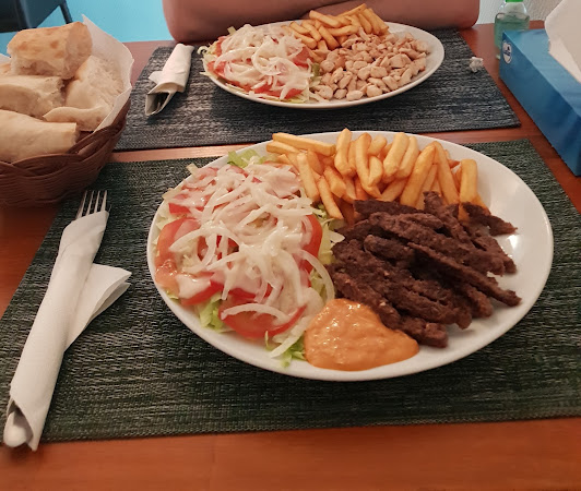 photo de Restaurant Izmir 35 à Les Abrets en Dauphiné