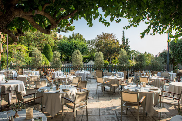 photo de Restaurant L'Oustau de Baumanière à Les Baux-de-Provence
