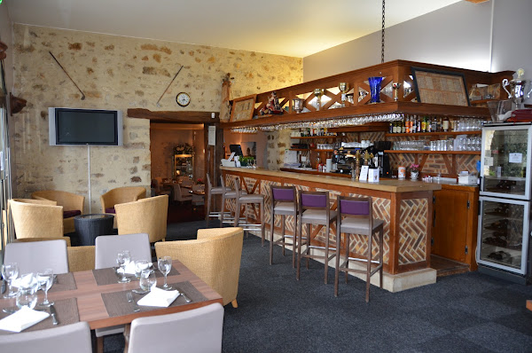 photo de Restaurant La Forteresse à Thoury-Férottes