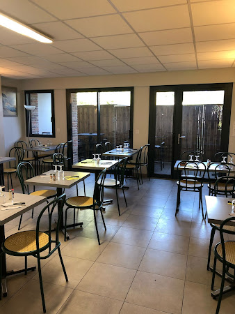 photo de RESTAURANT LE PONT ST ARMEL à Bruz