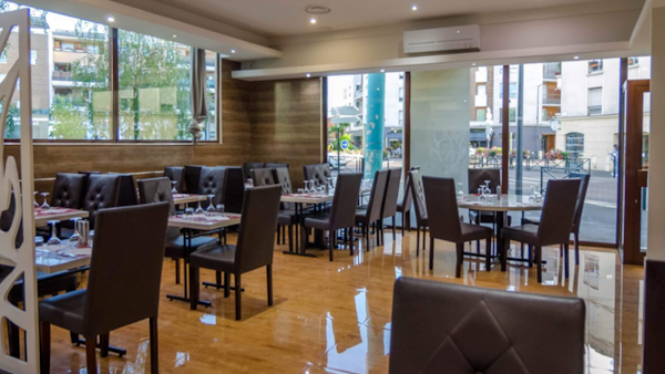 photo de Restaurant le Saint Hubert à Le Blanc-Mesnil