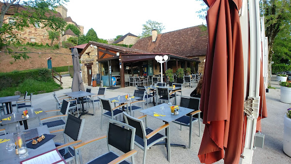 photo de RESTAURANT LES REMPARTS à Prudhomat