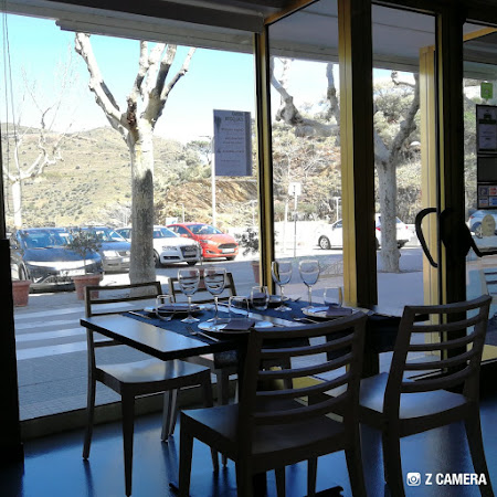 photo de Restaurante bar passatges à Portbou