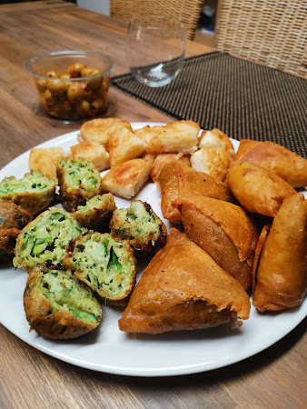 photo de Rôtisserie Tout le Monde en Parle Sprl à Courcelles