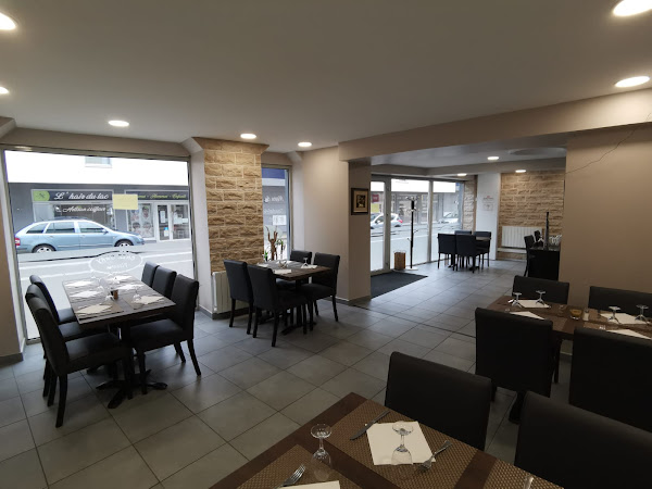 photo de ROYAL KEBAB - Chez Onay à Montréal-la-Cluse
