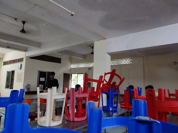 photo de SAHYADRI MESS HALL à Vallikavu