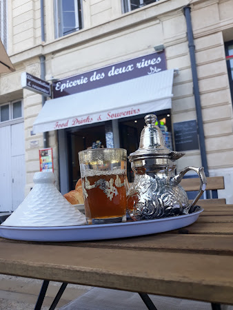 photo de Snack Les Deux Rives à Marseille