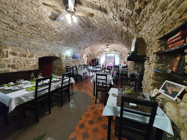 photo de Sur le chemin à Saint-Guilhem-le-Désert