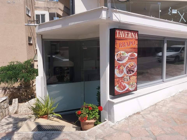photo de Taverna Rrapo à Saranda