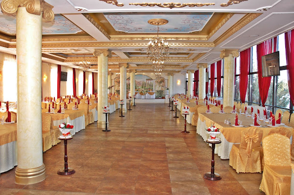 photo de Three Hills, Restaurant à Kaliningrad