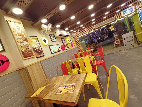 photo de WOW! Momo à Kolkata, Howrah